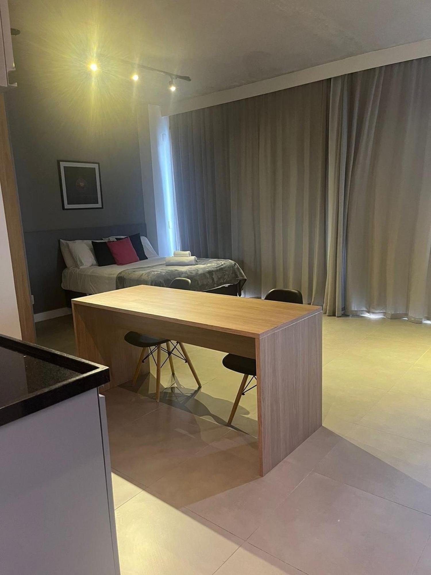 Apto Luxo Na Faria Lima | 2 Piscinas | Garagem São Paulo